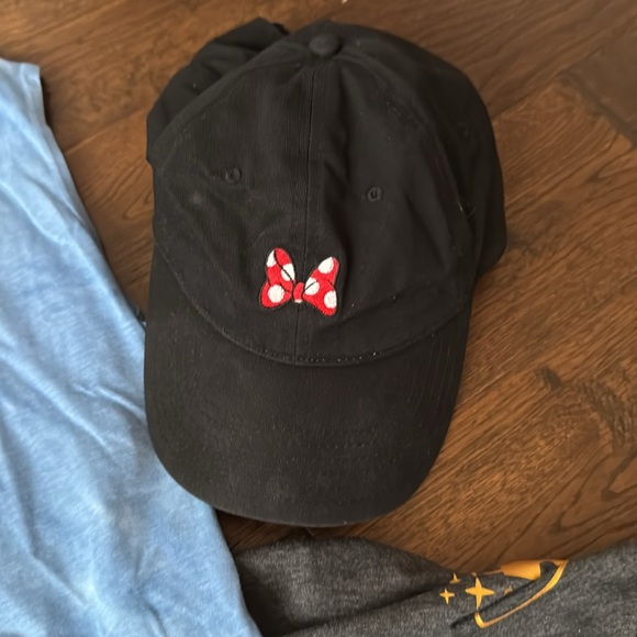 Disney Shirts - Picture 7 of 7